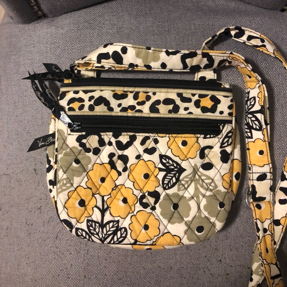 SMALL VERA BRADLEY PURSE